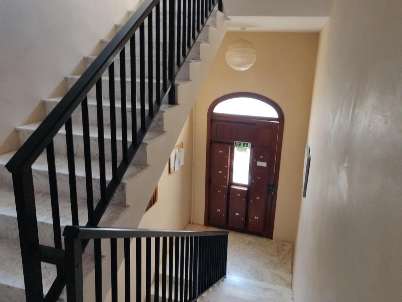 Panoramic Penthouse In Marsascala Which Enjoys Sea And Country Views Apartman Marsaskala Kültér fotó