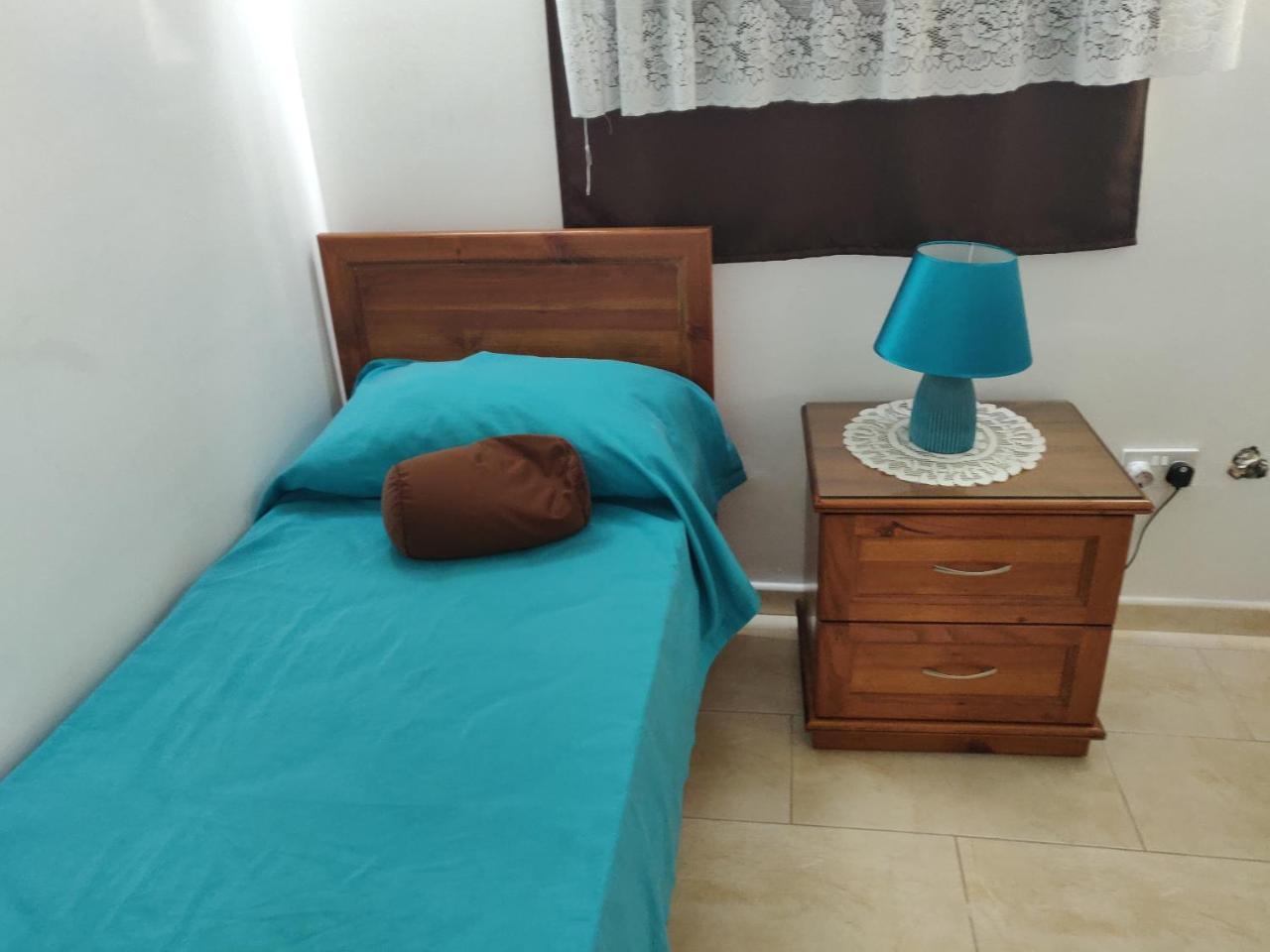 Panoramic Penthouse In Marsascala Which Enjoys Sea And Country Views Apartman Marsaskala Kültér fotó